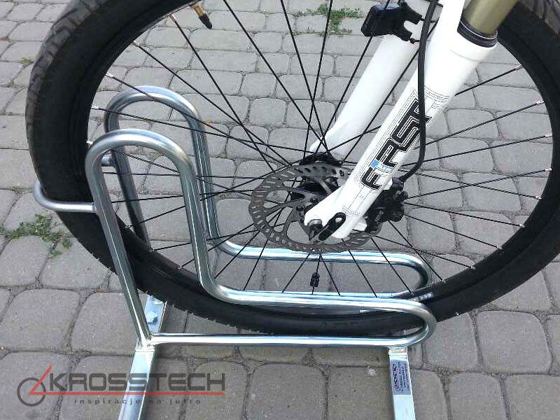 Stojak na rowery RAD-12 z barierką
